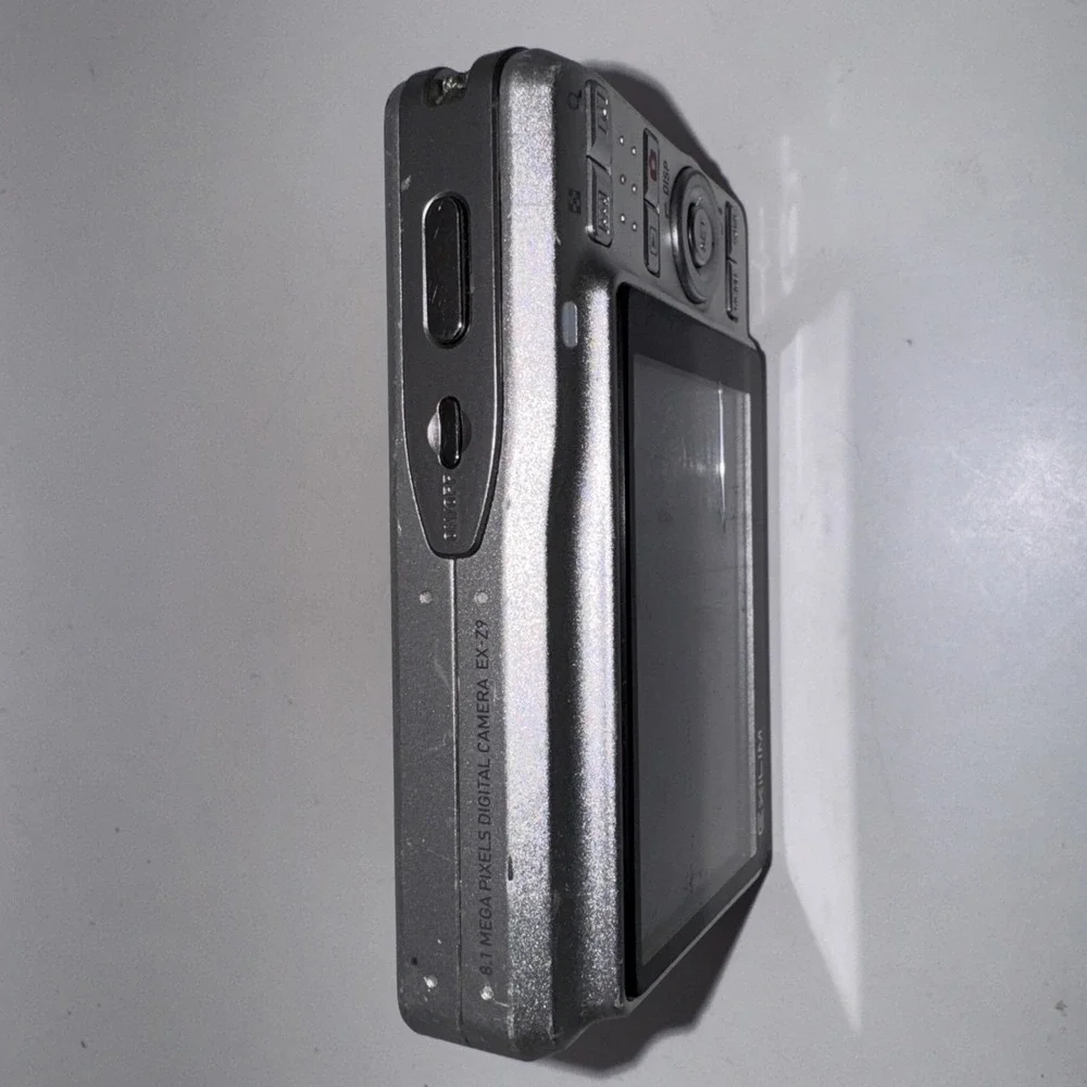 Casio Exilim EX-Z9 8.1MP Digital Camera Silver, Compact, Lightweight